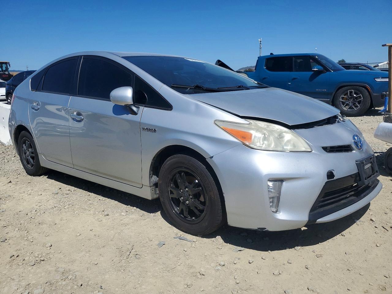 2012 Toyota Prius Three - Фото 4