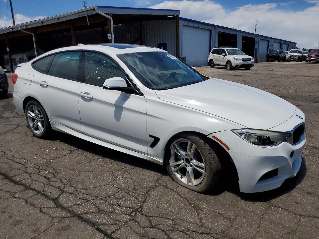 2014 BMW 335 Xigt - Image 4