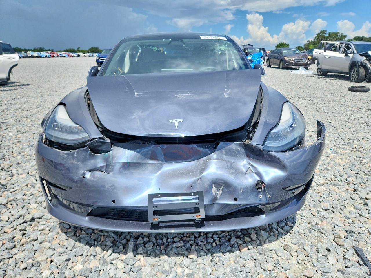2020 Tesla Model 3 - Фото 5