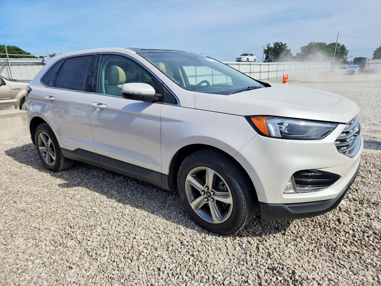 2019 Ford Edge Sel - Фото 4