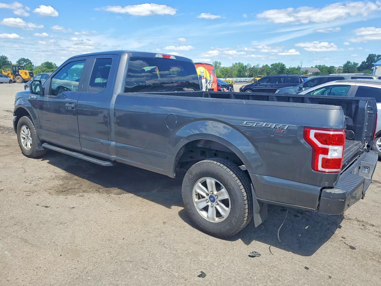 2019 Ford F150 Super Cab - Фото 2