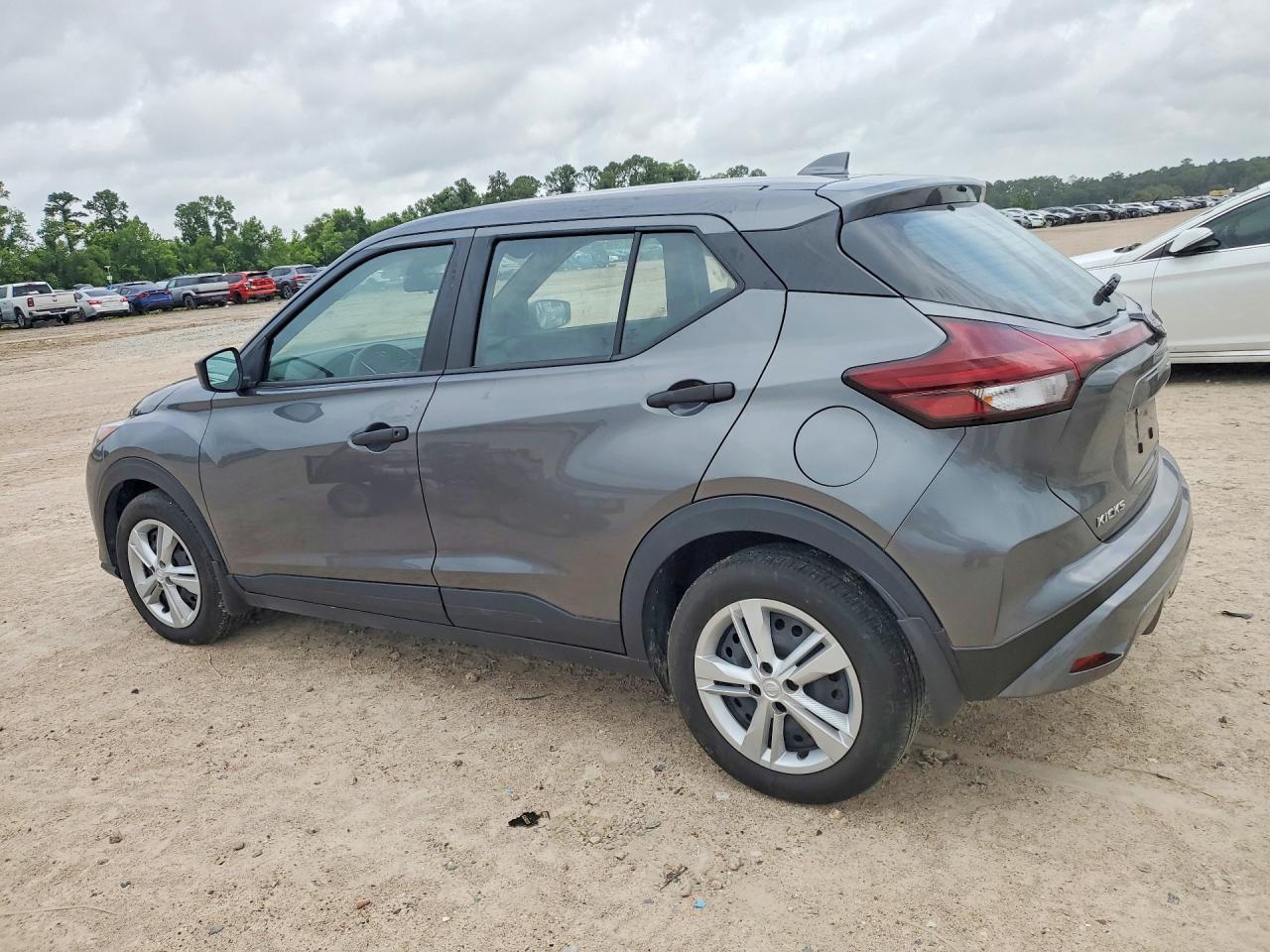 2024 Nissan Kicks S - Фото 2