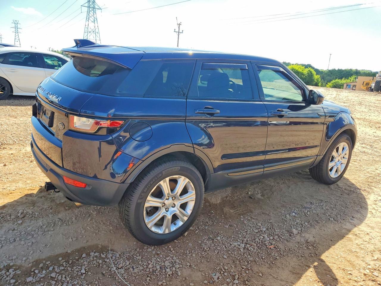2017 Land Rover Range Rover Evoque Se - Фото 3