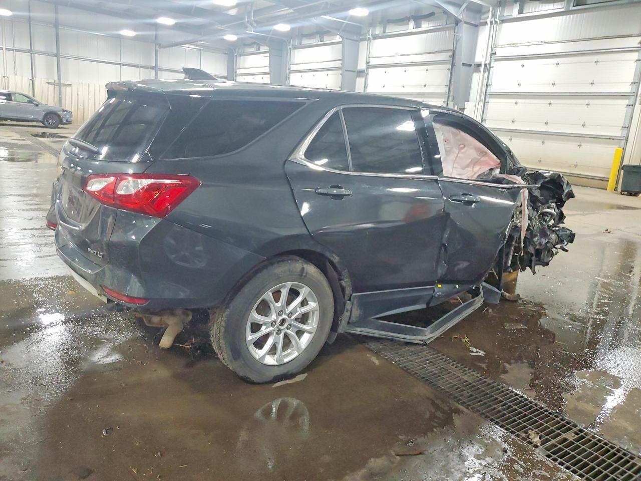 2020 Chevrolet Equinox Lt - Image 3