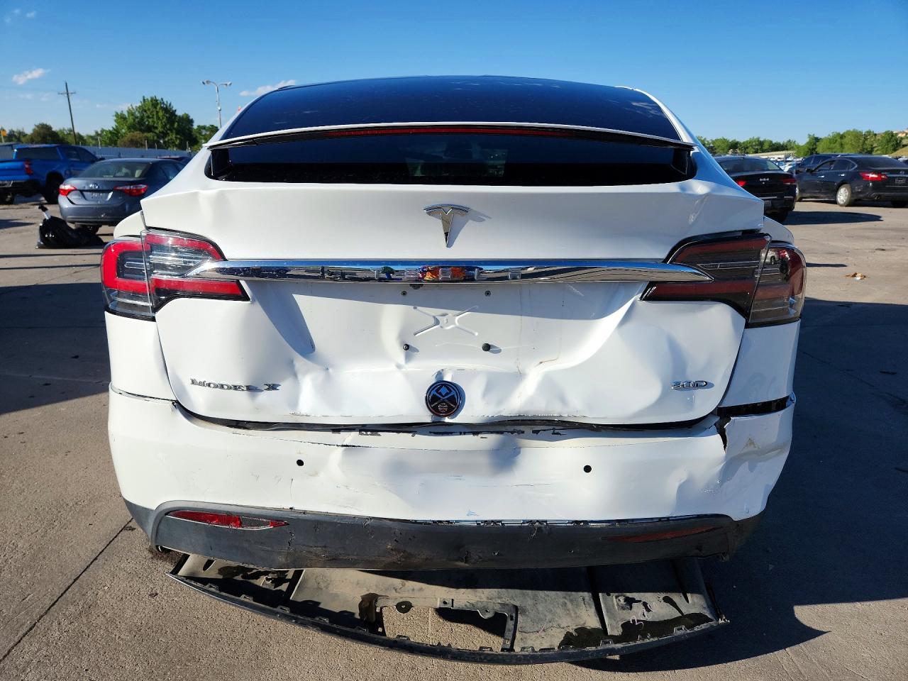 2017 Tesla Model X - Фото 6