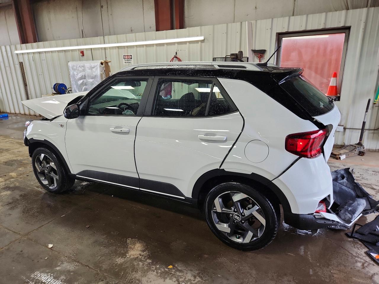 2026 Hyundai Venue Sel - Фото 2