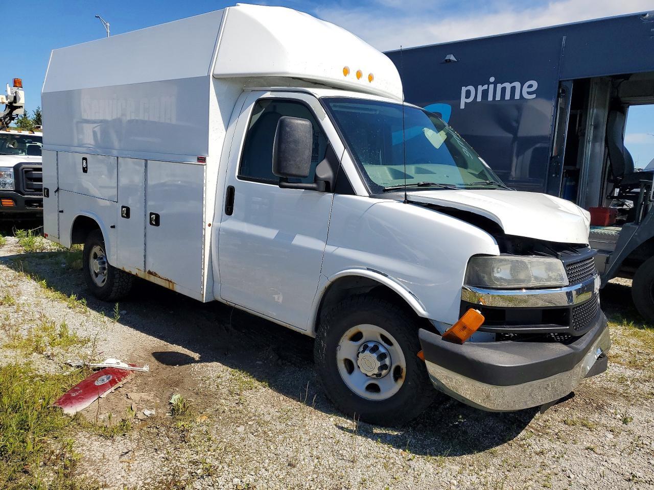 2012 Chevrolet Express 35 - Фото 4