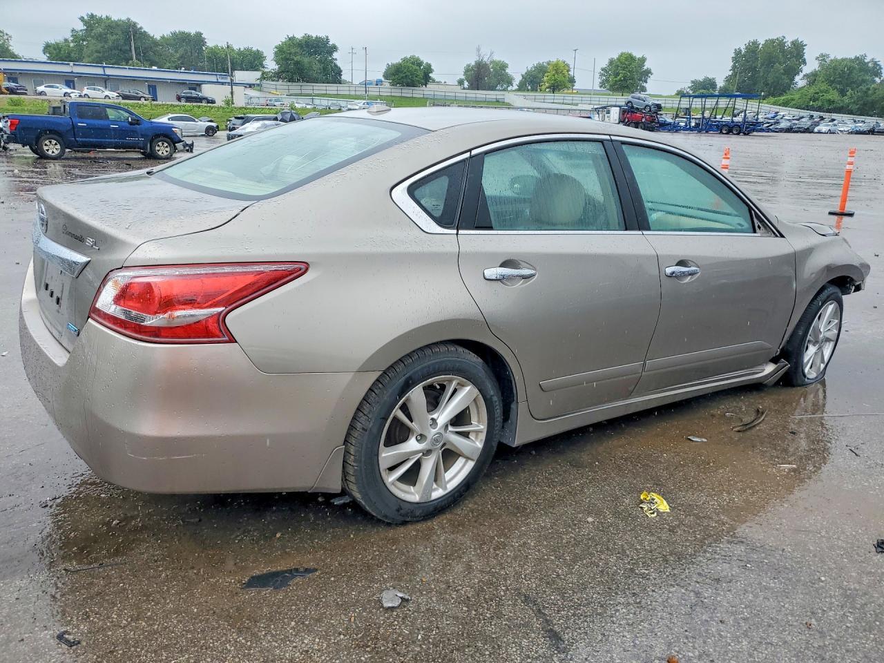 2013 Nissan Altima 2.5 - Фото 3
