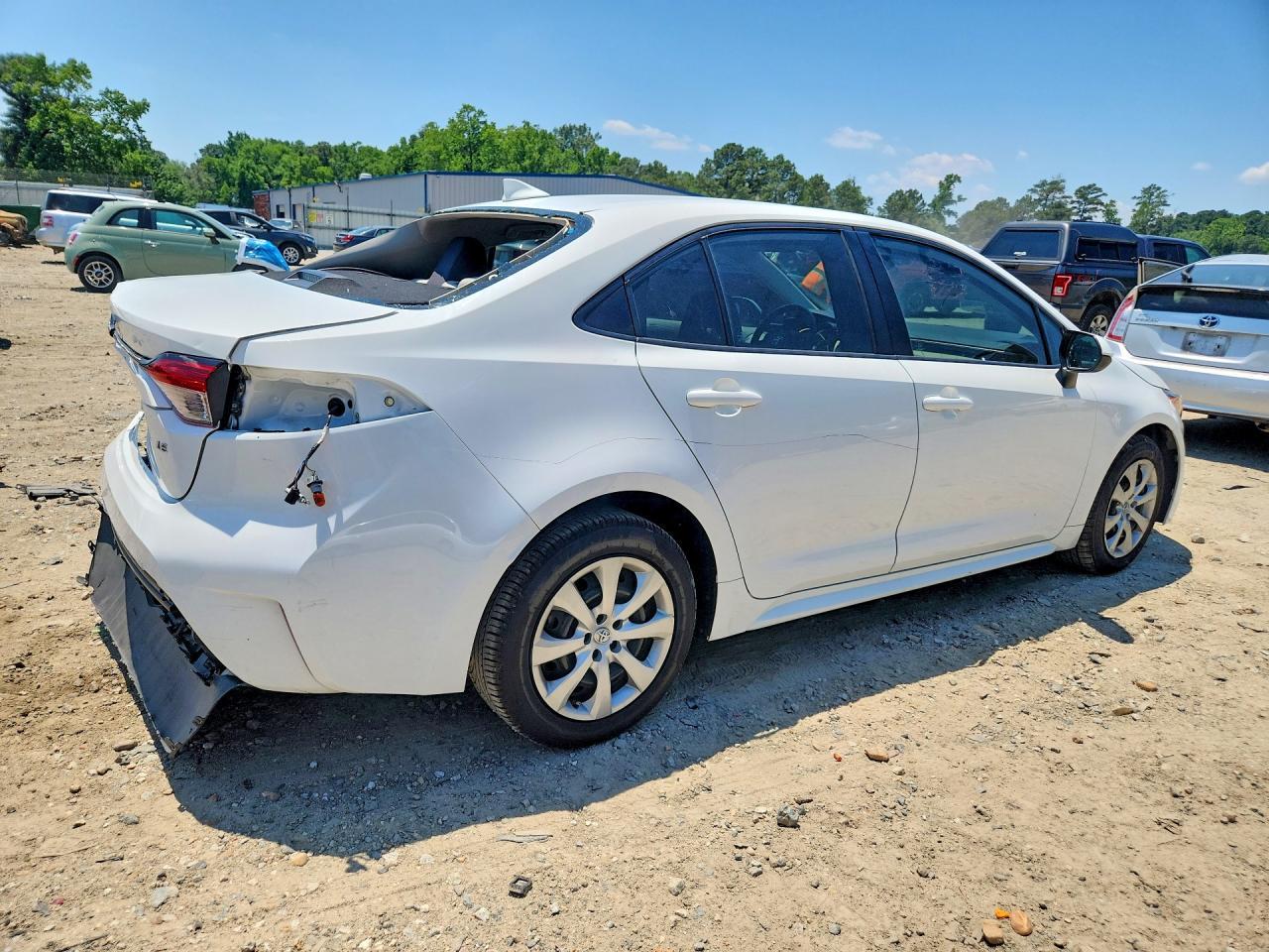 2022 Toyota Corolla Le - Фото 3