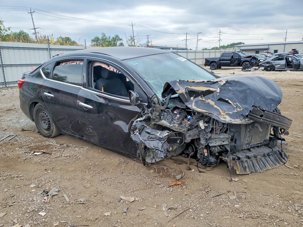 2019 Nissan Sentra S - Фото 4