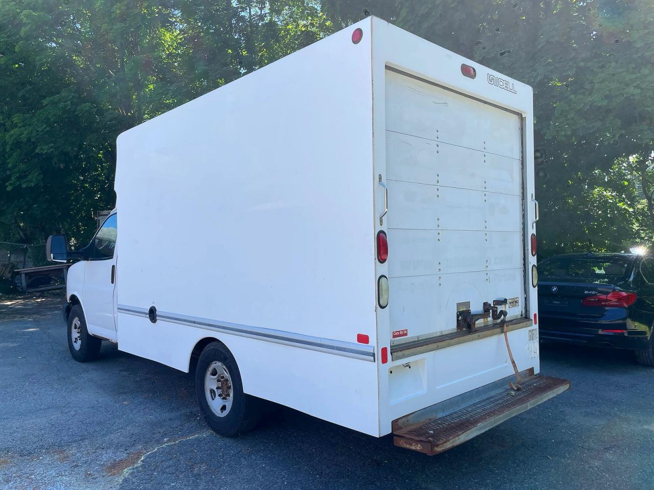 2014 Chevrolet Express G3500 - Image 3