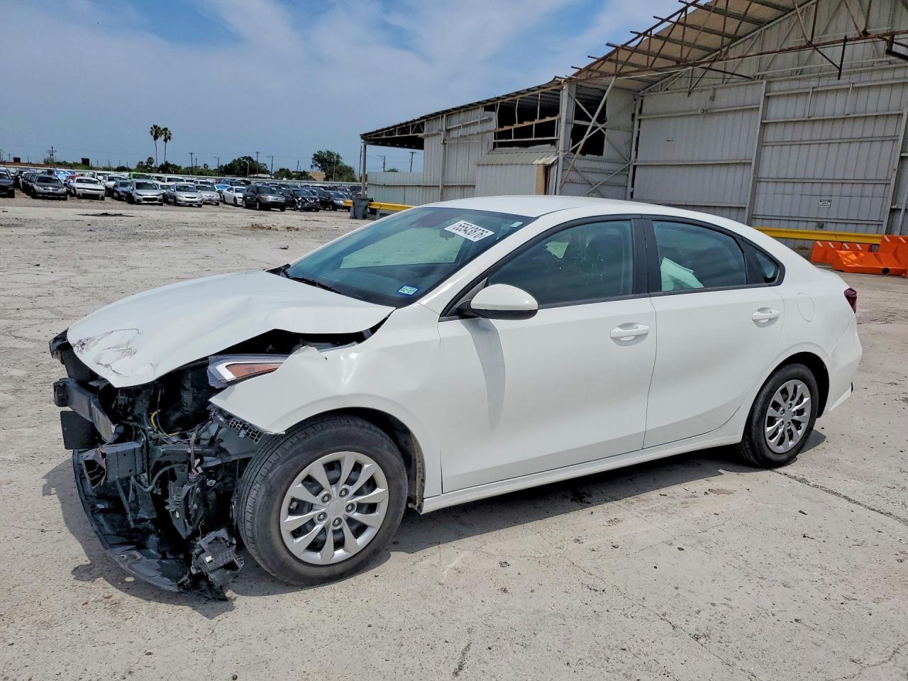 2023 Kia Forte Lx