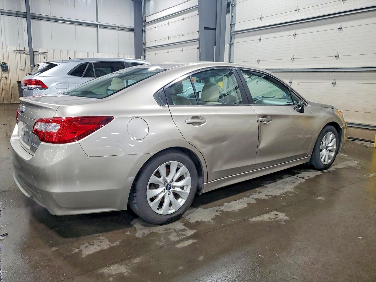 2015 Subaru Legacy 2.5I Premium - Фото 3