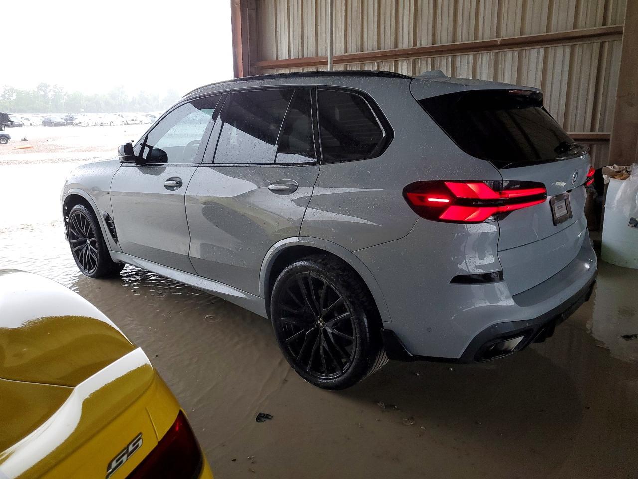 2024 BMW X5 Sdrive 40I - Image 2