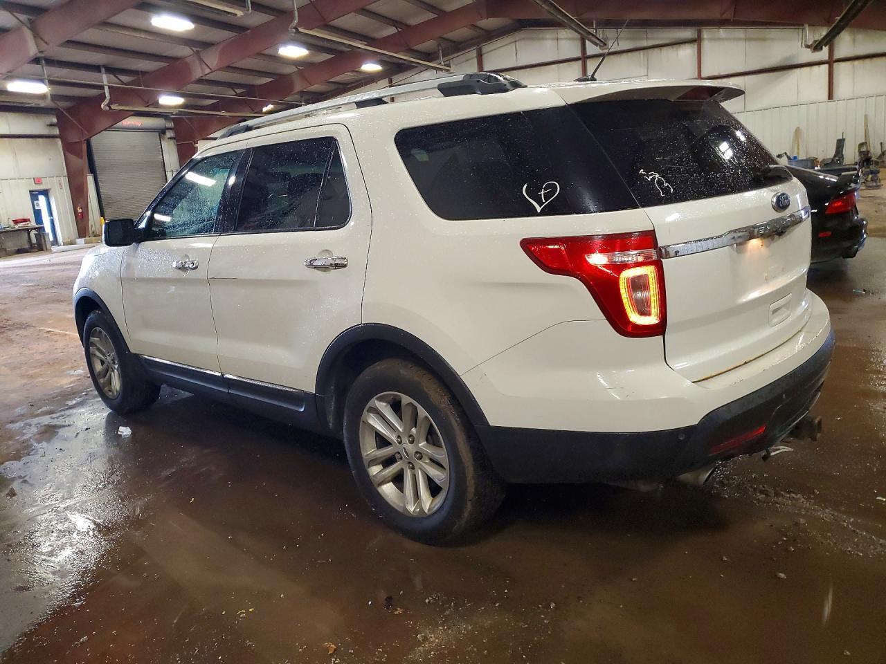 2012 Ford Explorer Xlt - Фото 2