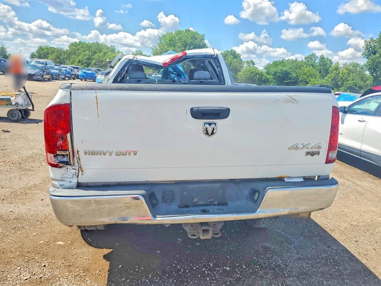 2005 Dodge Ram 2500 St - Image 7