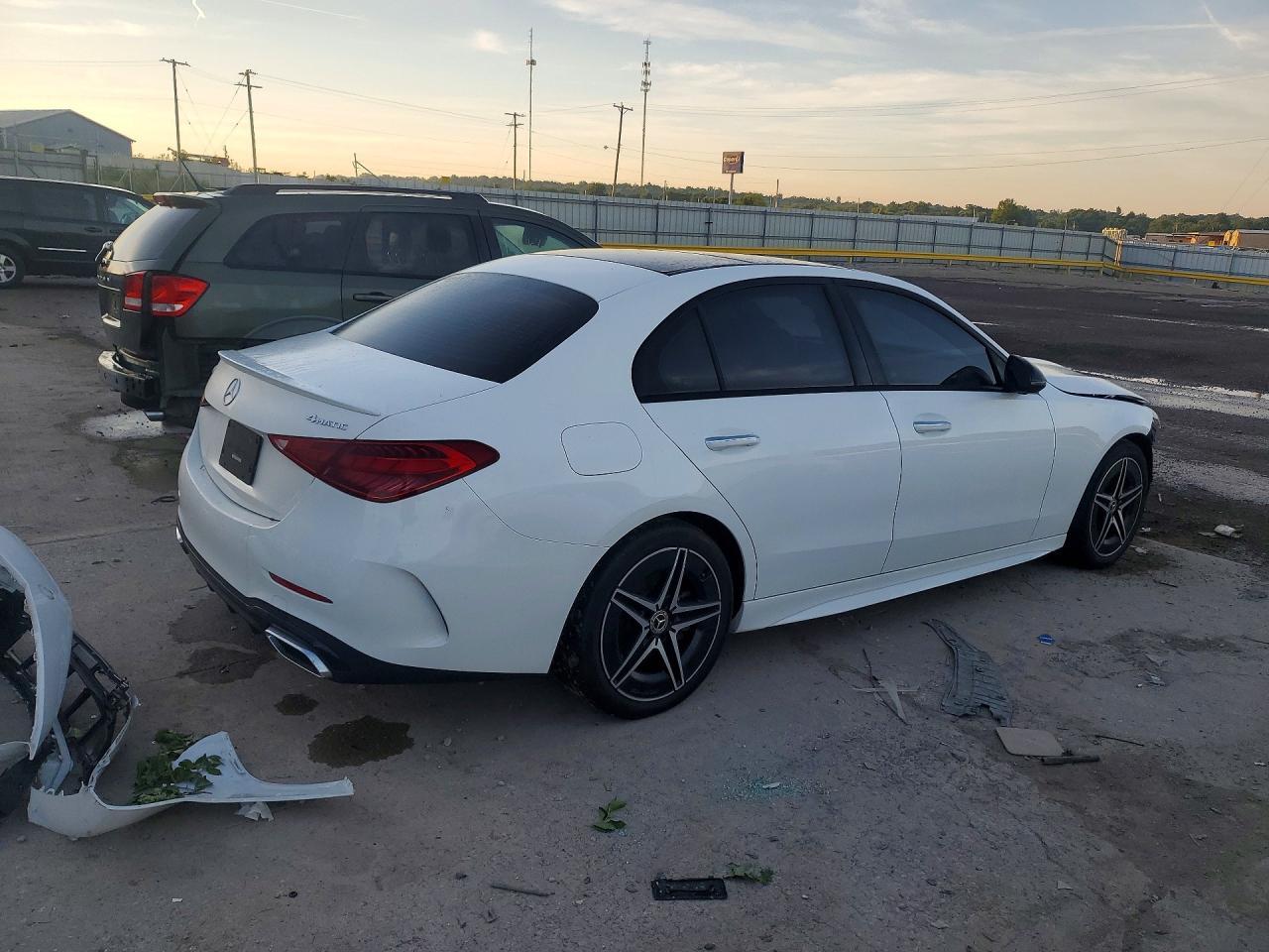 2023 Mercedes-Benz C 300 4Matic - Фото 3