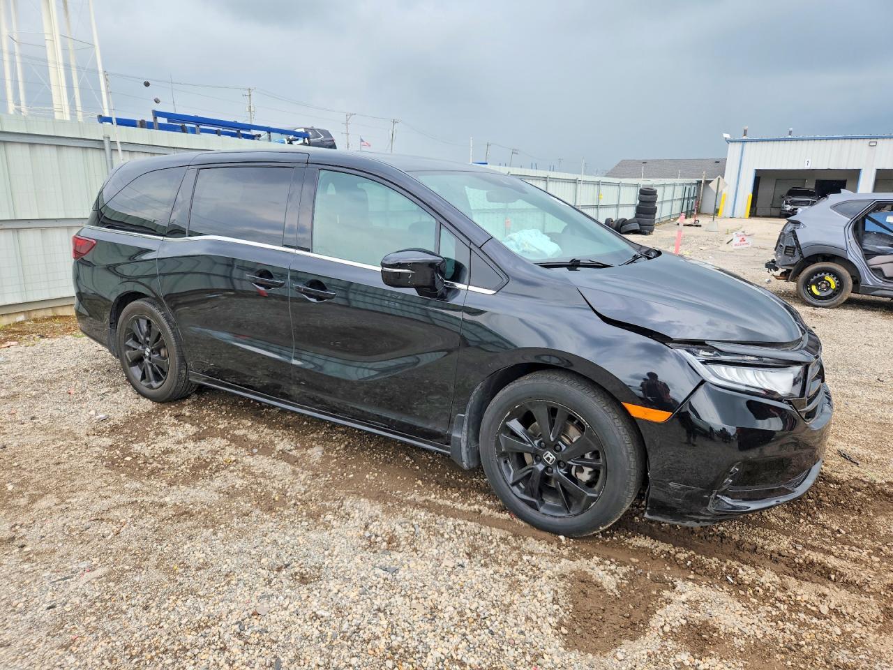 2023 Honda Odyssey Sport-L - Image 4