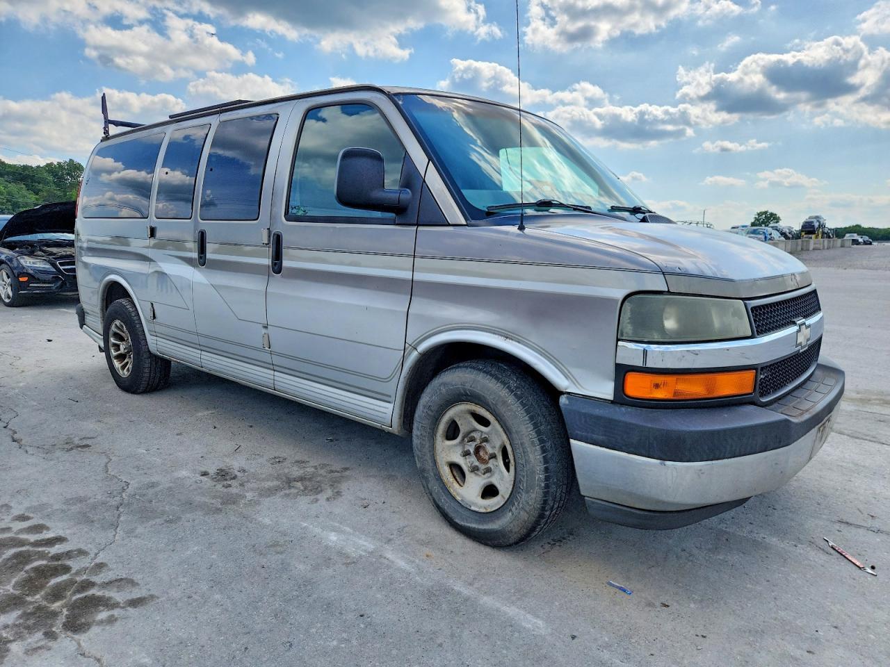 2004 Chevrolet Express Rv