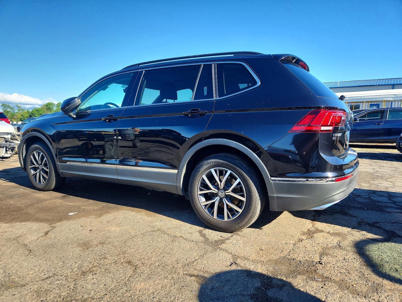 2020 Volkswagen Tiguan Se - Image 2