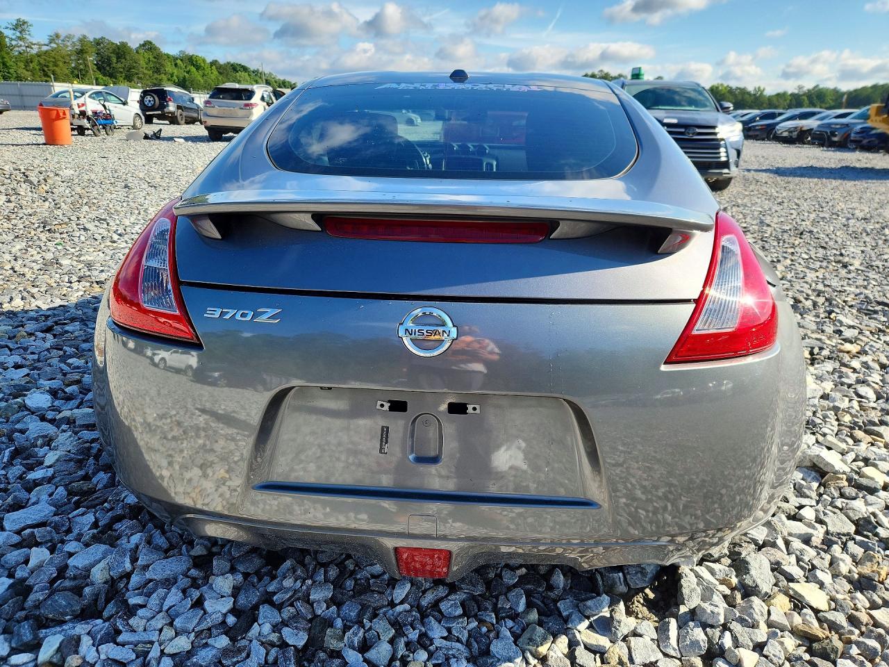 2015 Nissan 370Z Touring - Image 6