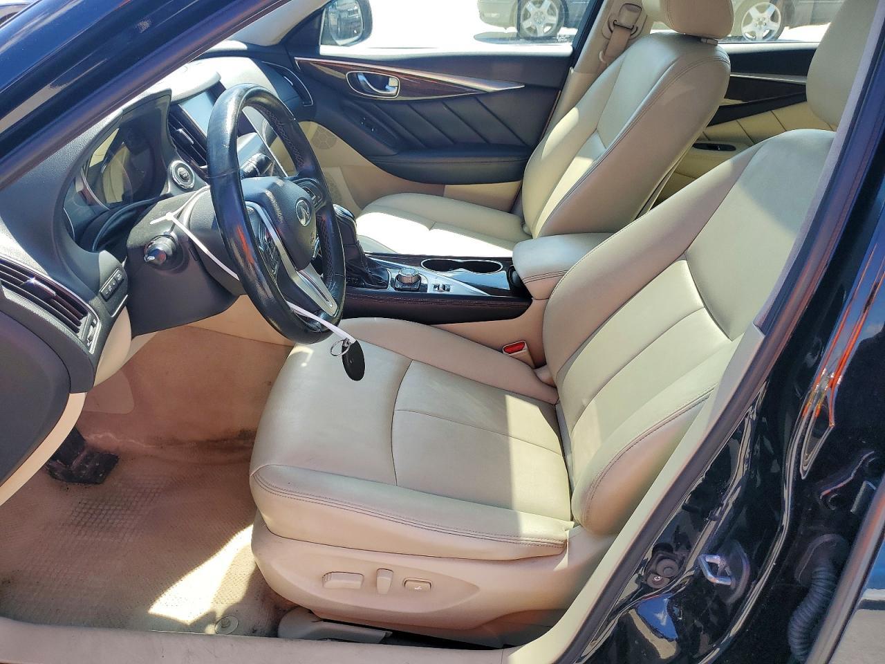 2018 Infiniti Q50 3.0T Luxe - Фото 7