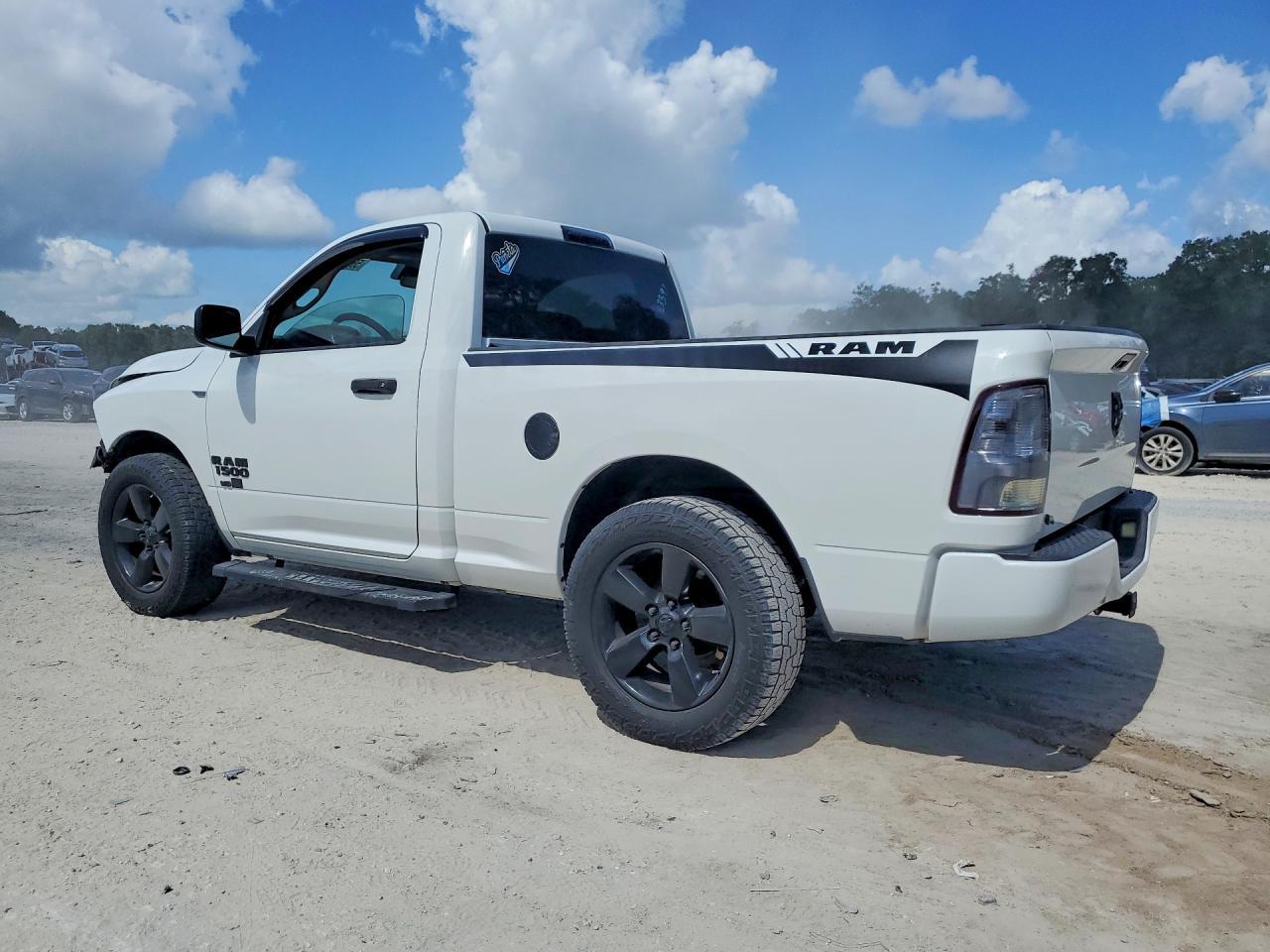 2016 Ram 1500 St - Фото 2