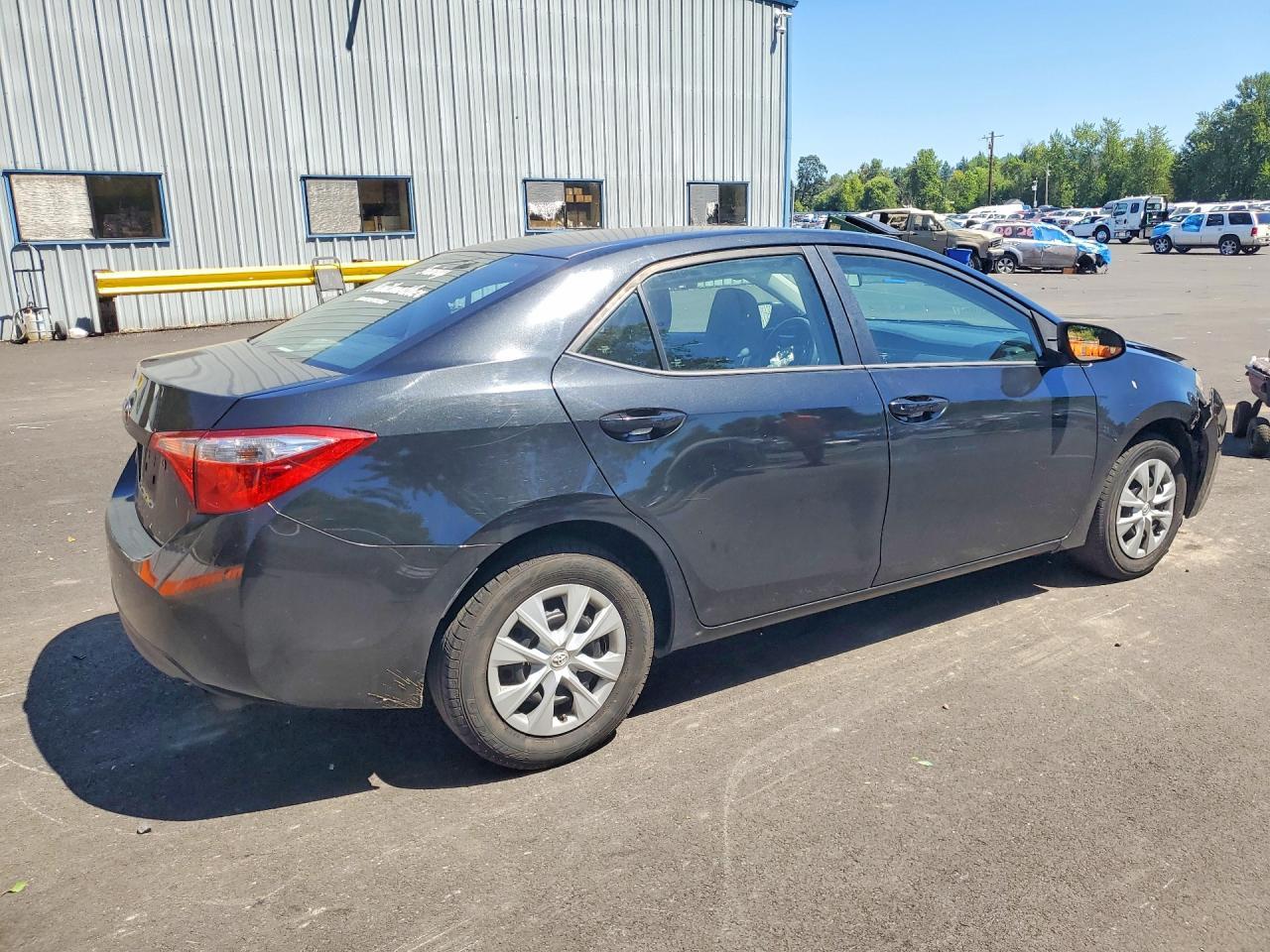 2015 Toyota Corolla L - Фото 3