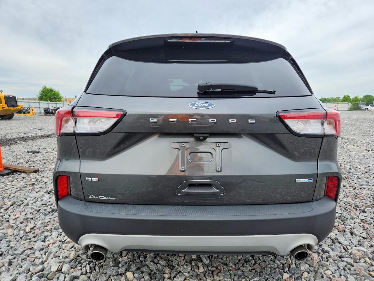 2020 Ford Escape Se - Фото 6