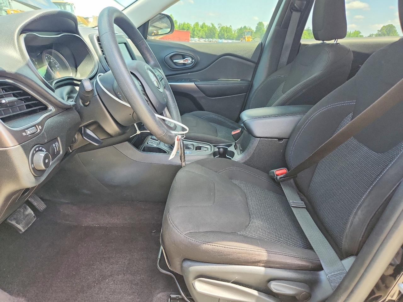 2019 Jeep Cherokee Latitude - Фото 7