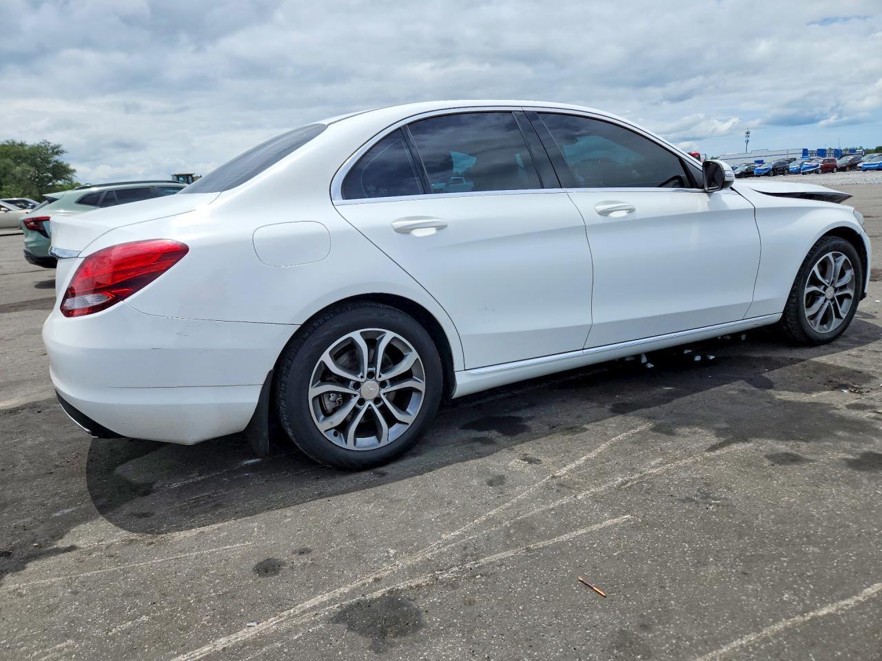 2015 Mercedes-Benz C300 - Image 3