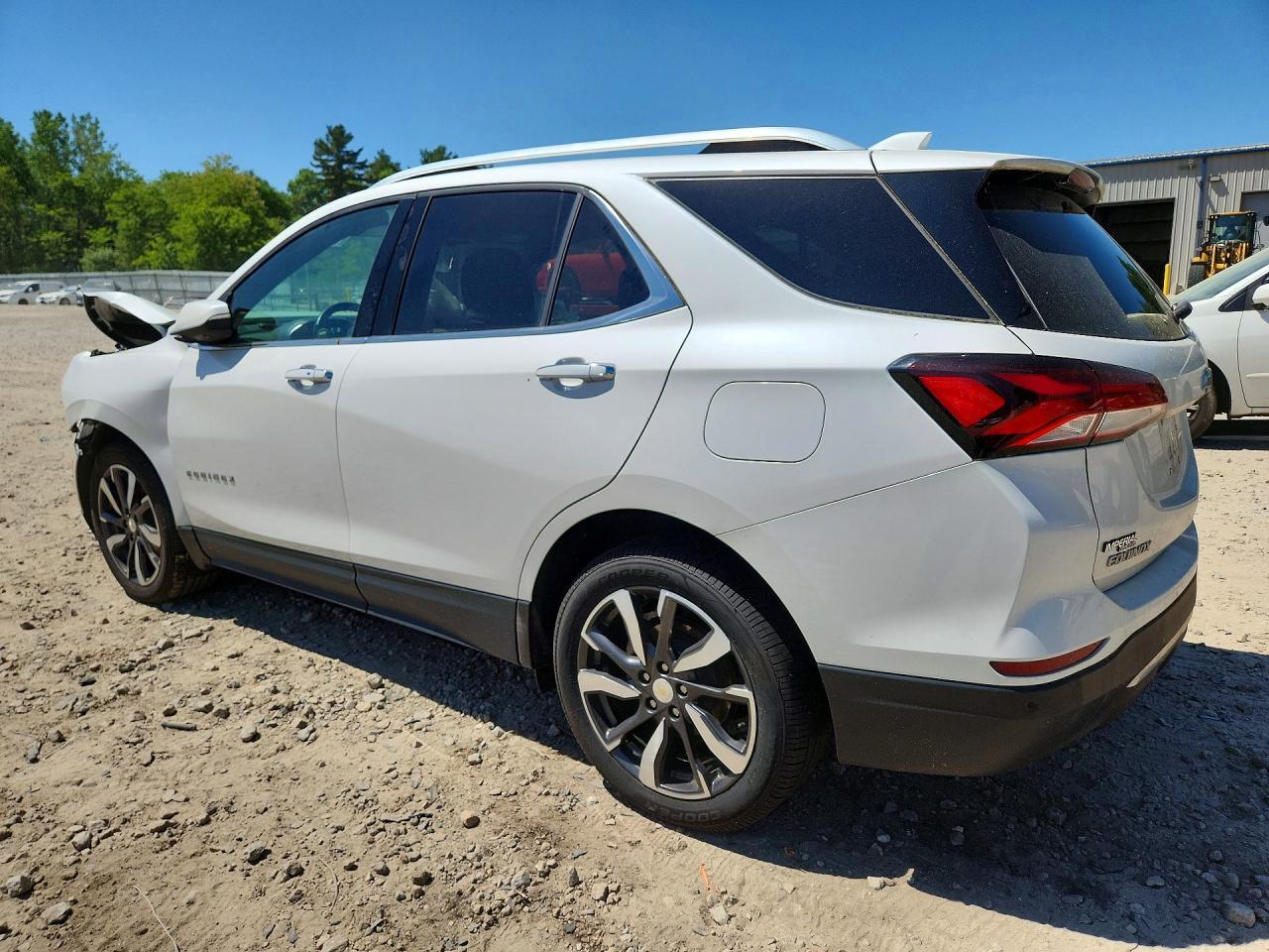2022 Chevrolet Equinox Premier - Фото 2