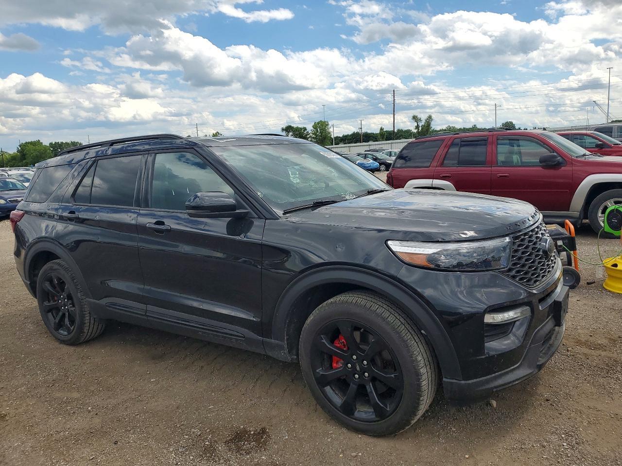 2023 Ford Explorer St - Image 4