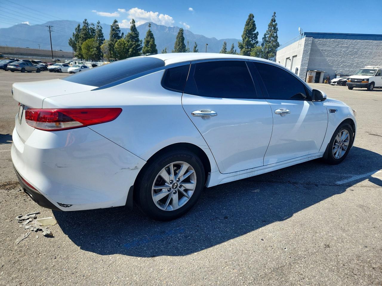 2016 Kia Optima Lx - Фото 3