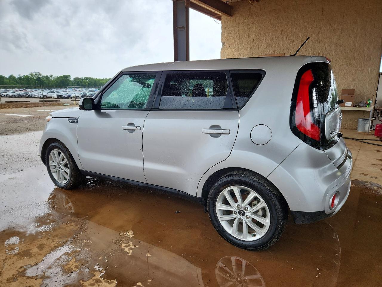 2017 Kia Soul + - Image 2