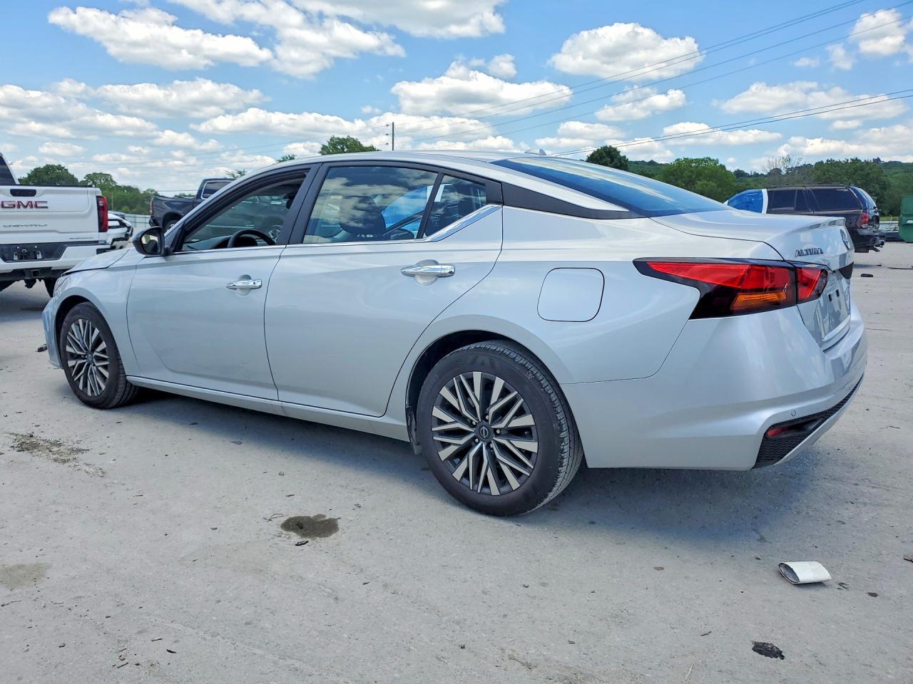 2025 Nissan Altima Sv - Фото 2