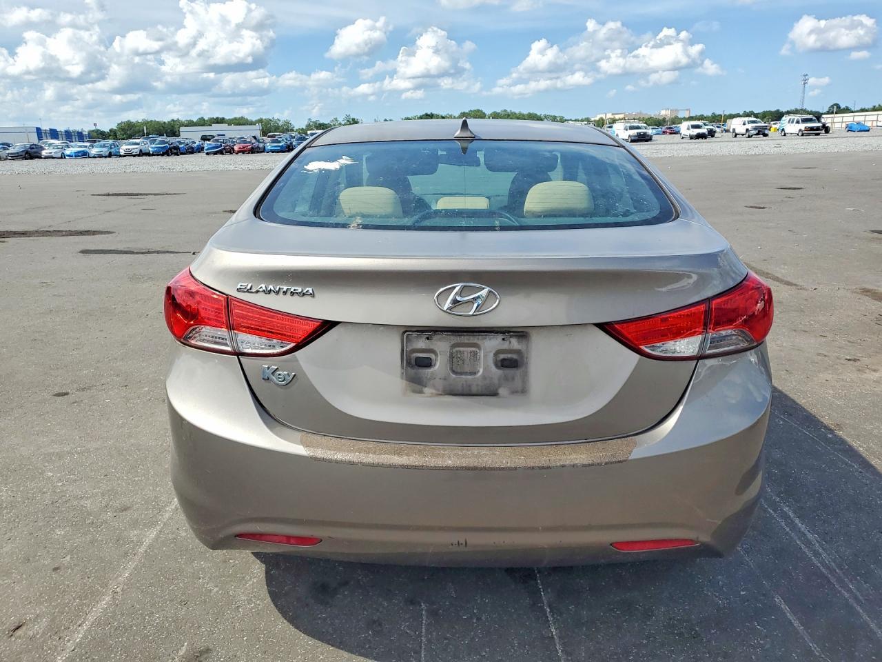 2013 Hyundai Elantra Gls - Фото 6