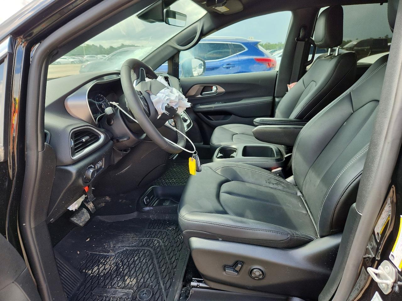 2026 Chrysler Voyager Lx - Фото 7