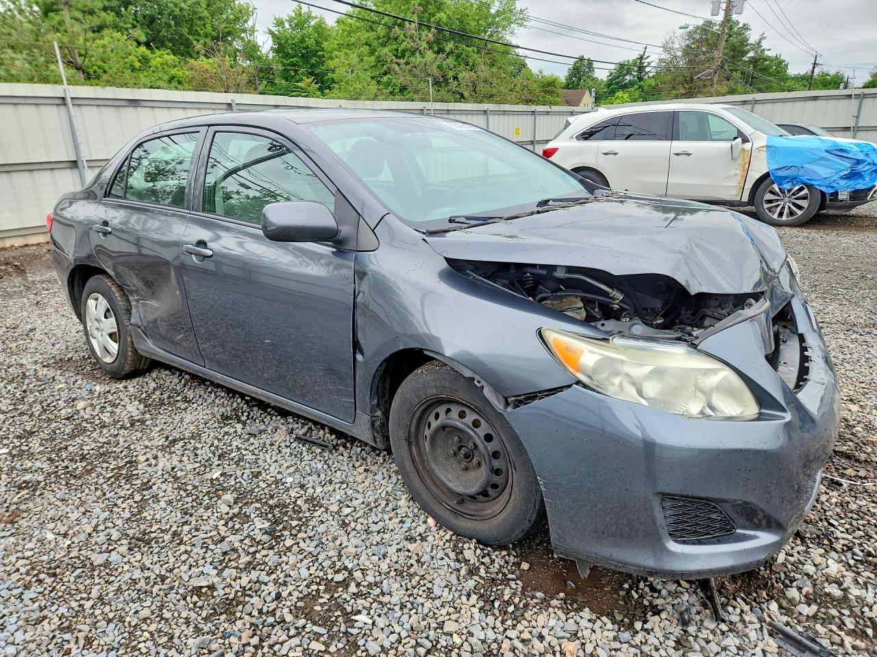2010 Toyota Corolla Le - Фото 4
