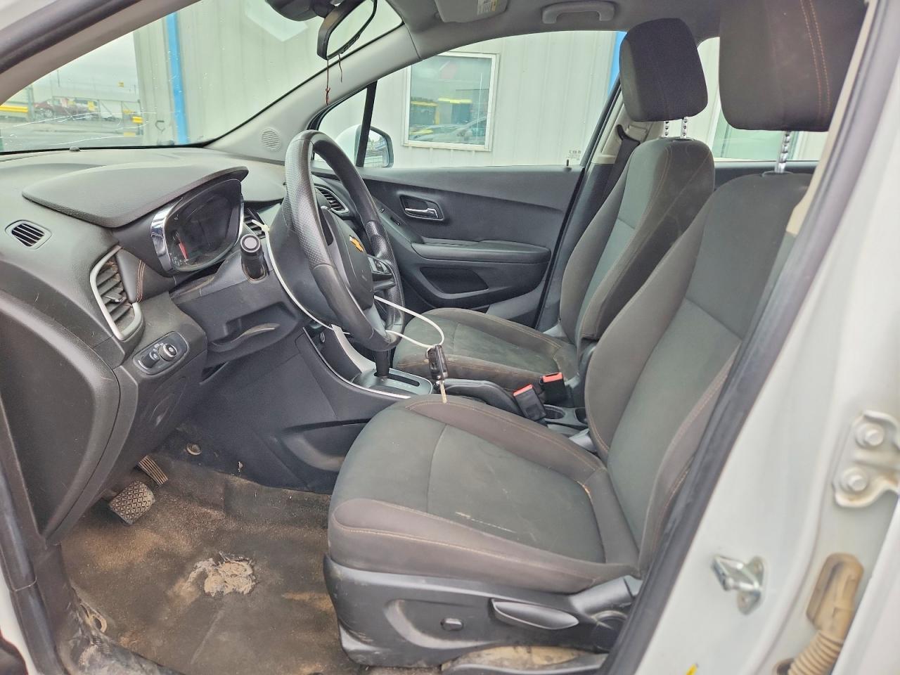 2017 Chevrolet Trax - Image 7
