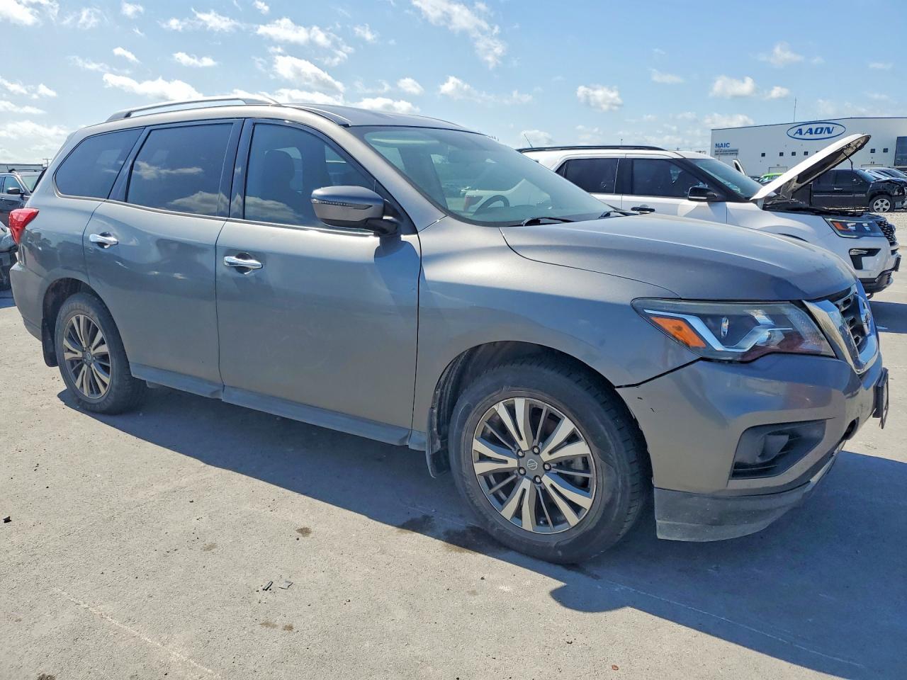 2020 Nissan Pathfinder S - Фото 4
