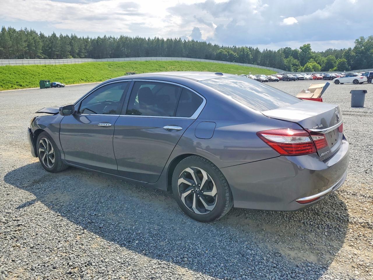 2017 Honda Accord Exl - Image 2