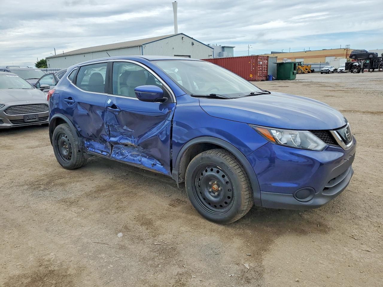 2018 Nissan Rogue Sport S - Image 4