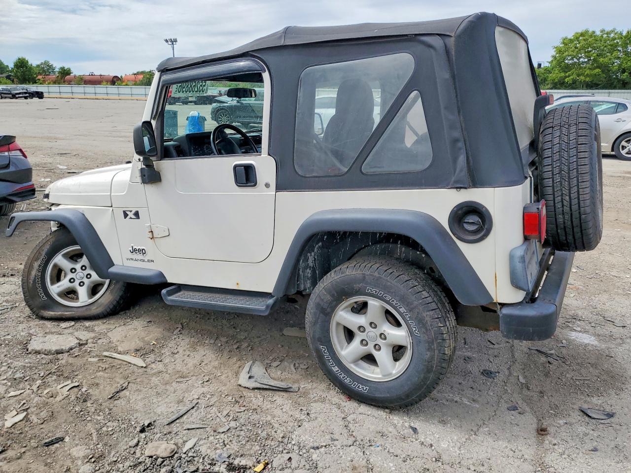 2003 Jeep Wrangler Commando - Image 2