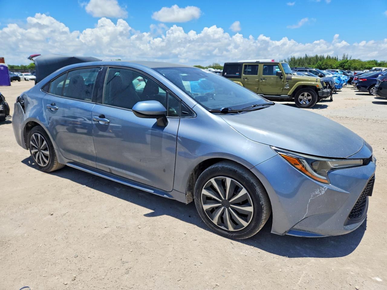 2020 Toyota Corolla Le - Фото 4
