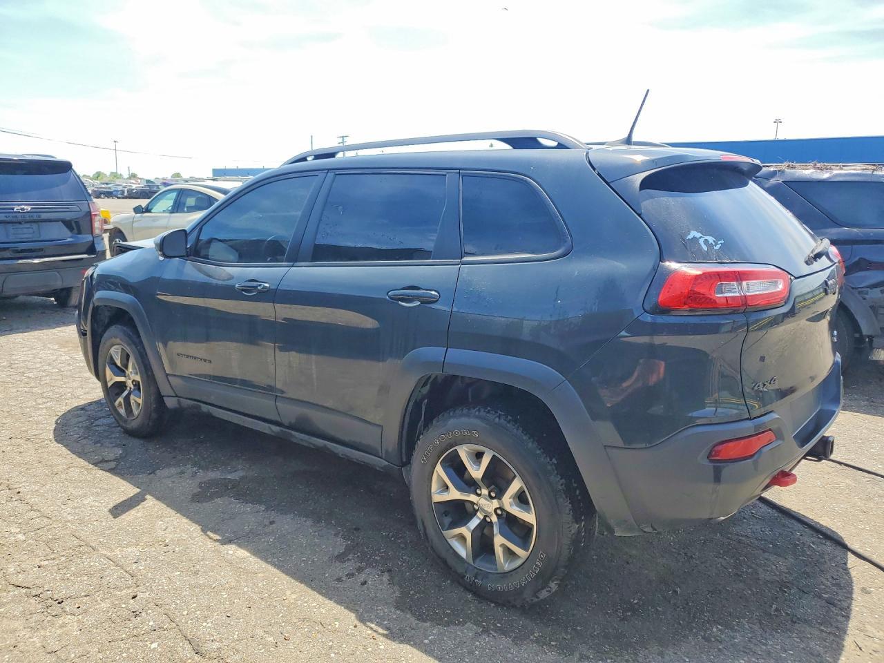 2016 Jeep Cherokee Trailhawk - Фото 2