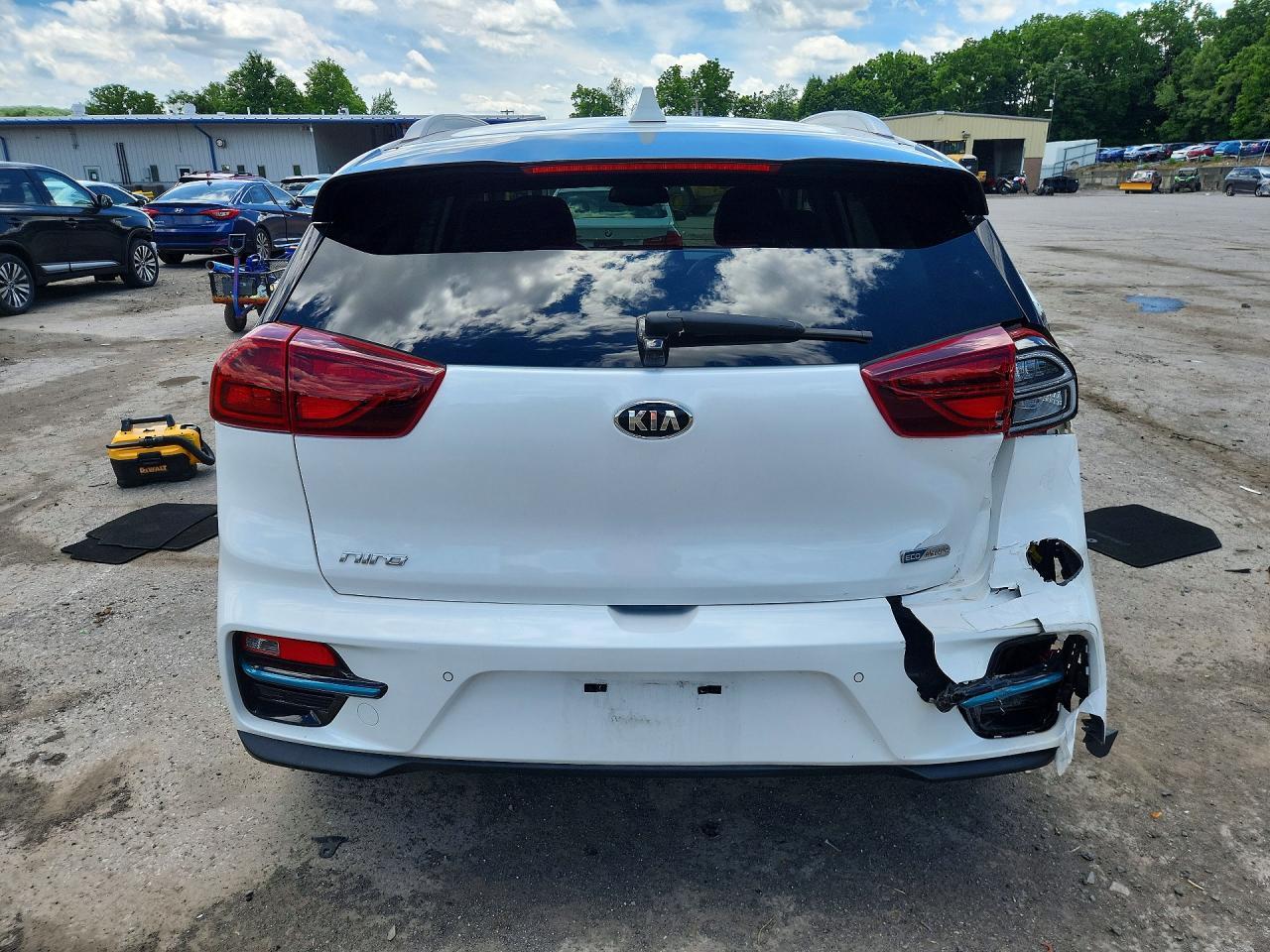 2020 Kia Niro Ex Premium - Image 6