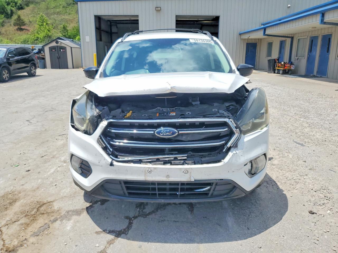 2018 Ford Escape Se - Фото 5