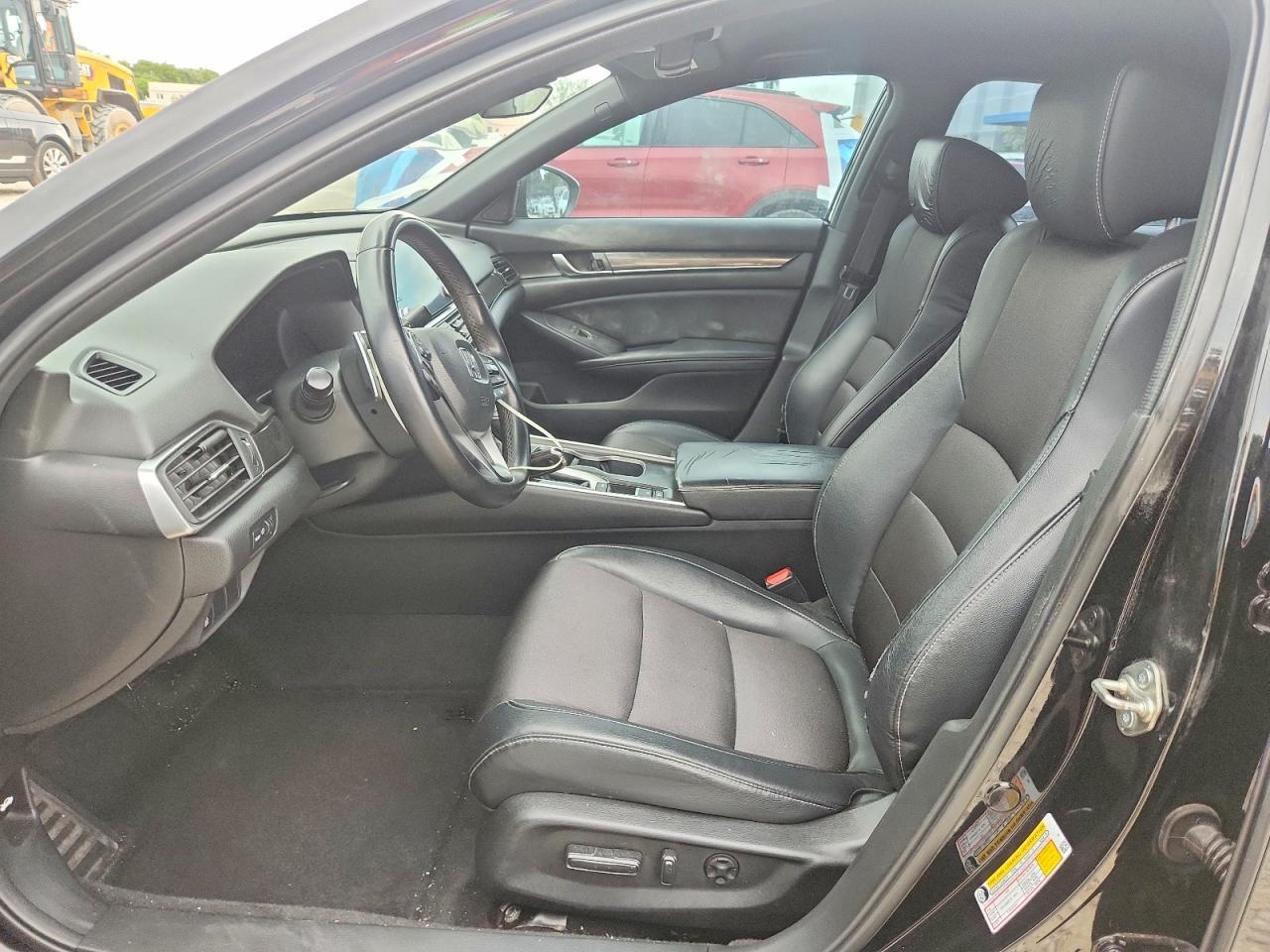 2018 Honda Accord Sport - Image 7