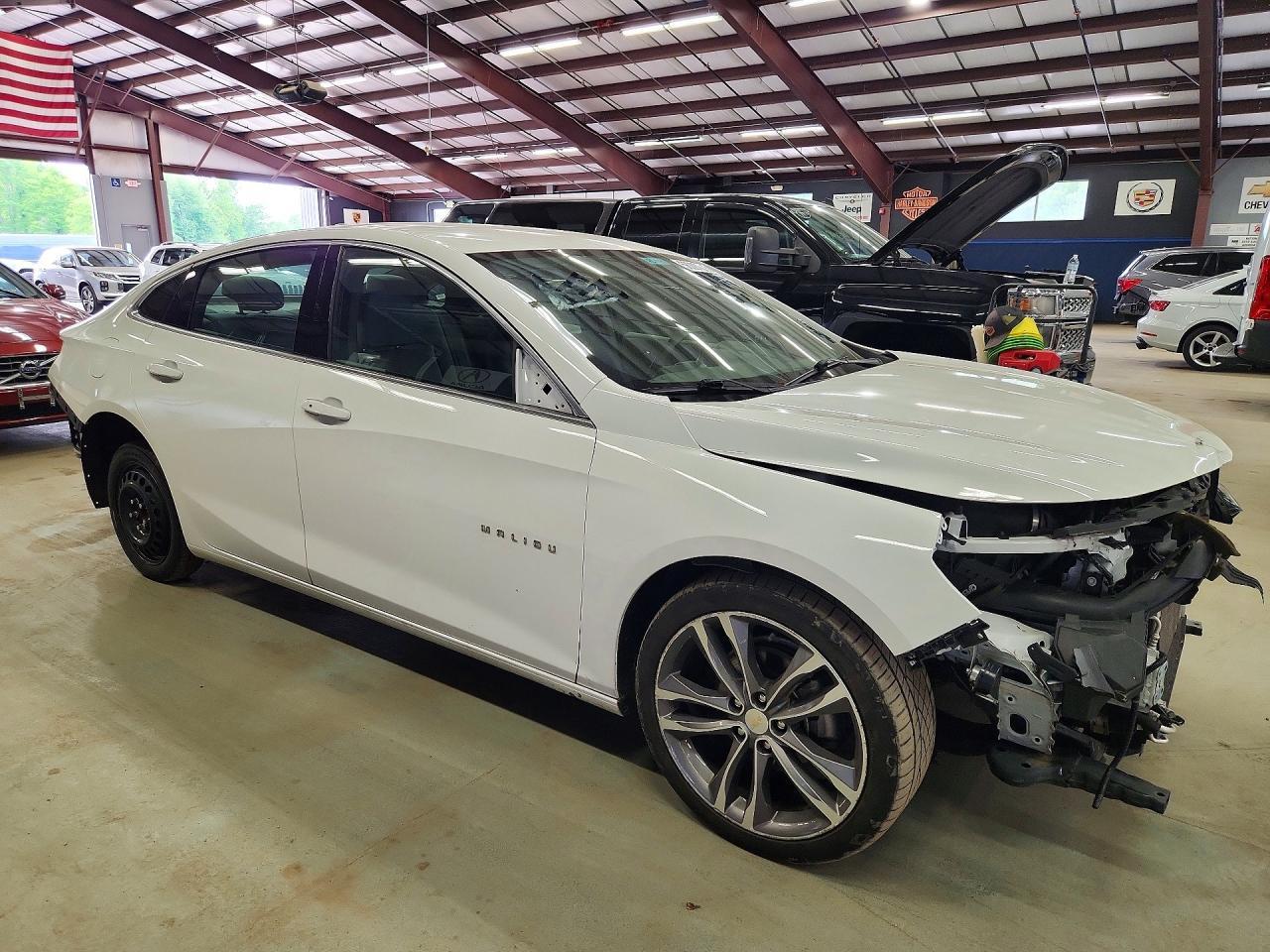 2022 Chevrolet Malibu Lt - Фото 4